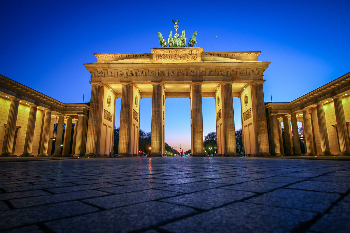 THE SMART TRAVEL GUIDE: BERLIN
