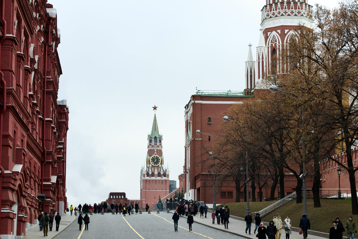 THE SMART TRAVEL GUIDE: MOSCOW
