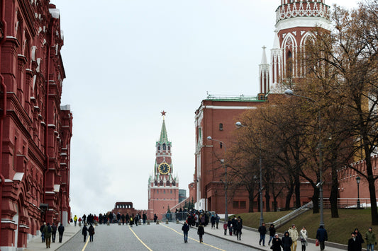 THE SMART TRAVEL GUIDE: MOSCOW